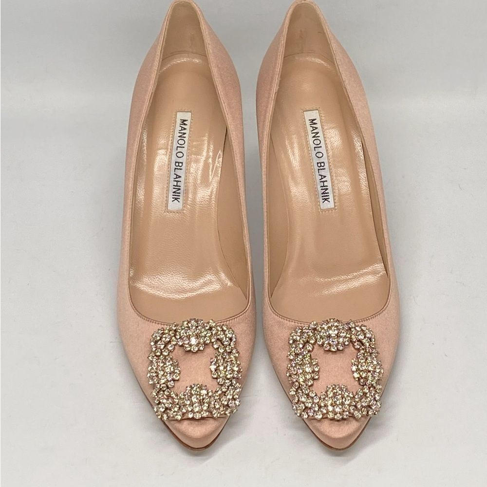 Manolo Blahnik Hangisi 70 Embellished Satin Pumps size 36.5